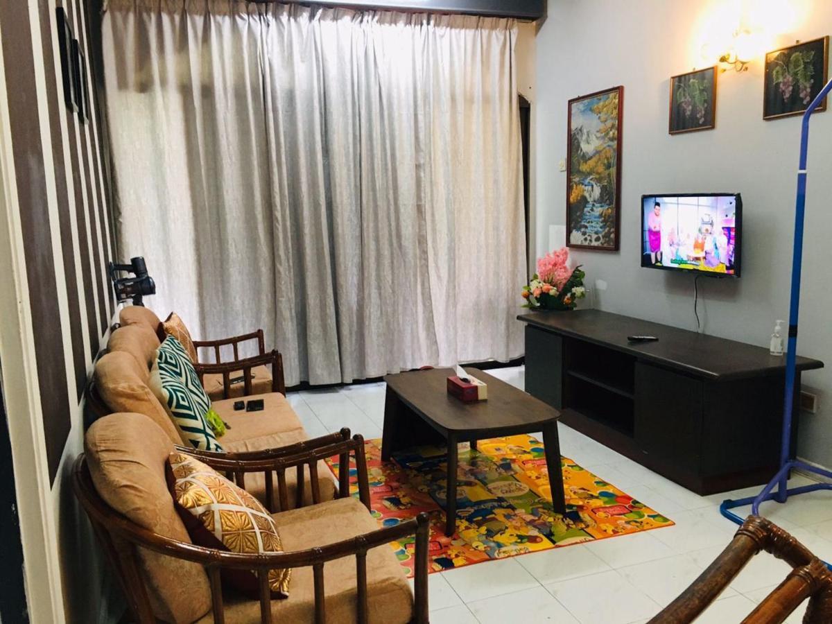 Seri Lagenda Apartment Kuah Exterior photo